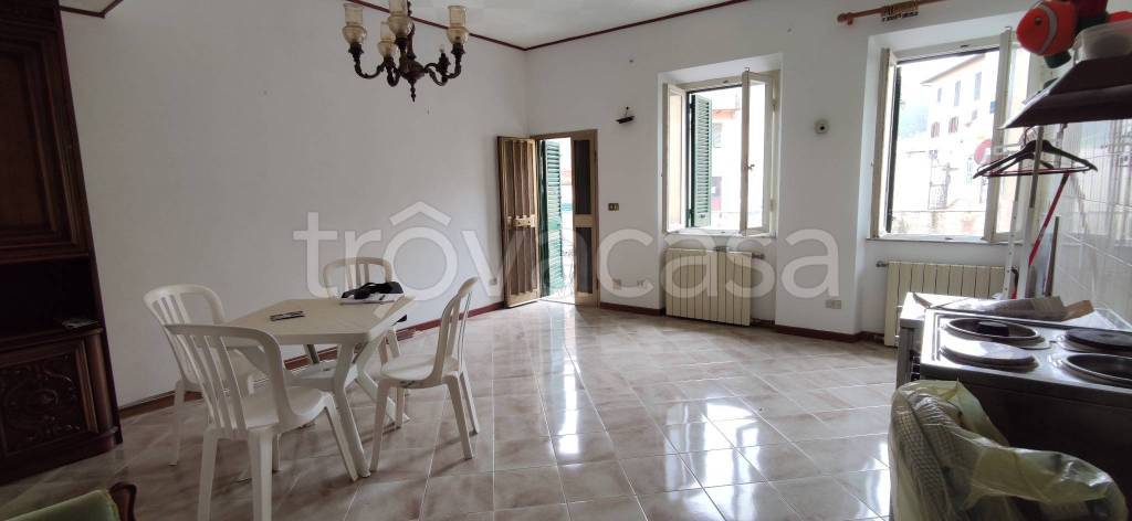 appartamento in vendita a Rio in zona Rio nell'Elba