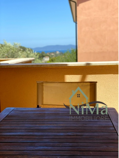 appartamento in vendita a Rio in zona Cavo