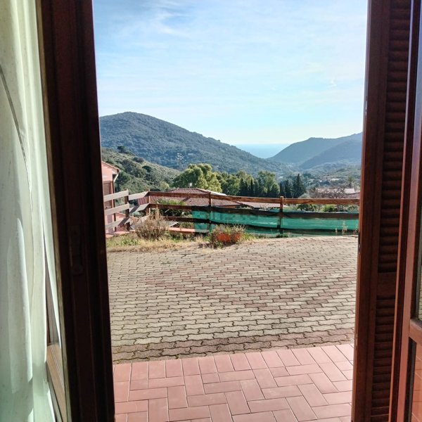 appartamento in vendita a Rio in zona Rio nell'Elba