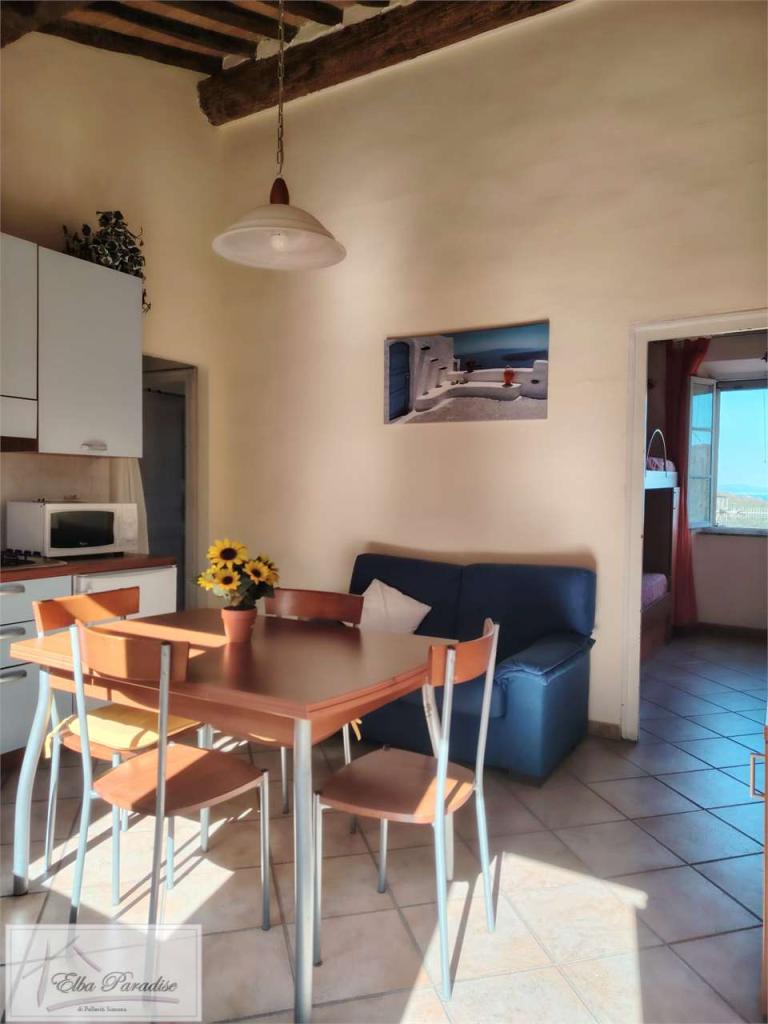appartamento in vendita a Rio in zona Rio nell'Elba
