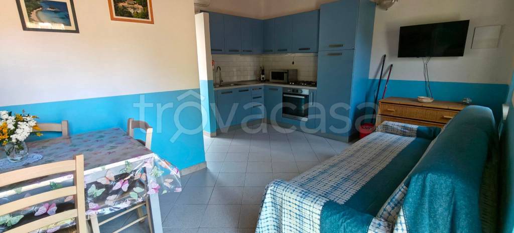 appartamento in vendita a Rio in zona Cavo