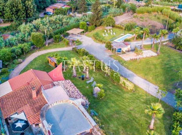 casa indipendente in vendita a Rio