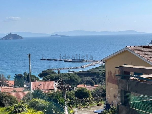 appartamento in vendita a Rio in zona Cavo