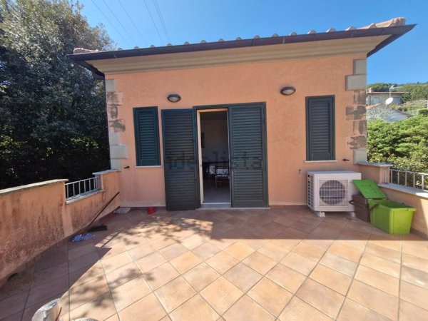 appartamento in vendita a Rio in zona Cavo