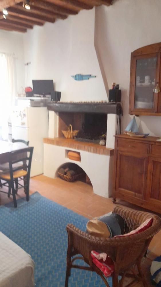 appartamento in vendita a Rio in zona Rio nell'Elba