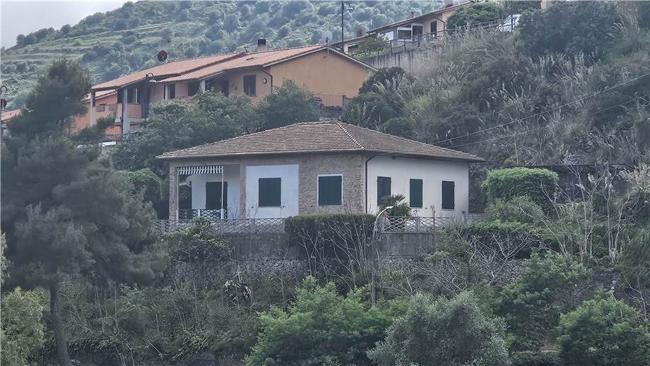 casa indipendente in vendita a Rio in zona Rio nell'Elba