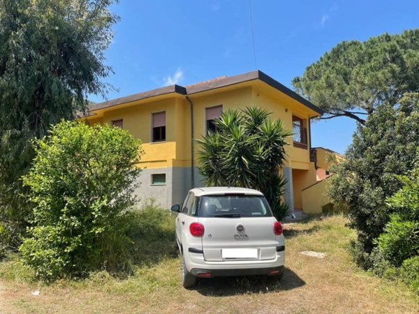 casa indipendente in vendita a Rio in zona Rio nell'Elba