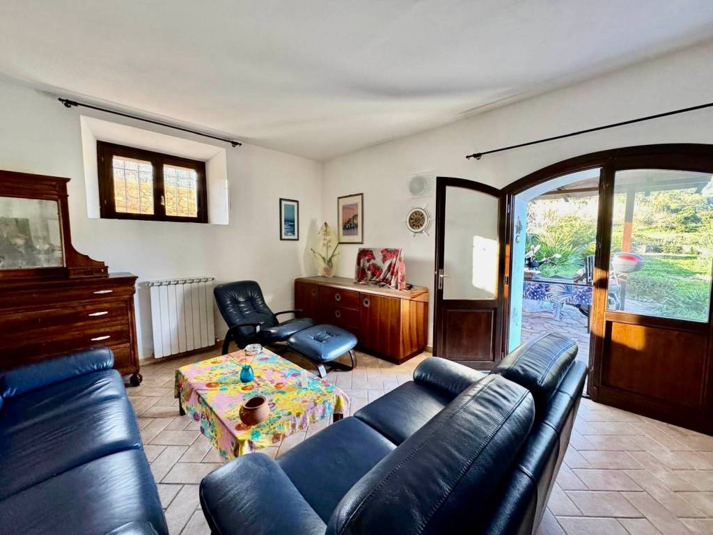 appartamento in vendita a Rio in zona Rio Marina