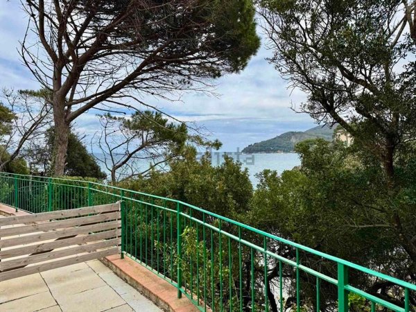 appartamento in vendita a Rio in zona Cavo