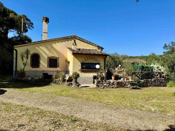 casa indipendente in vendita a Rio in zona Rio Marina