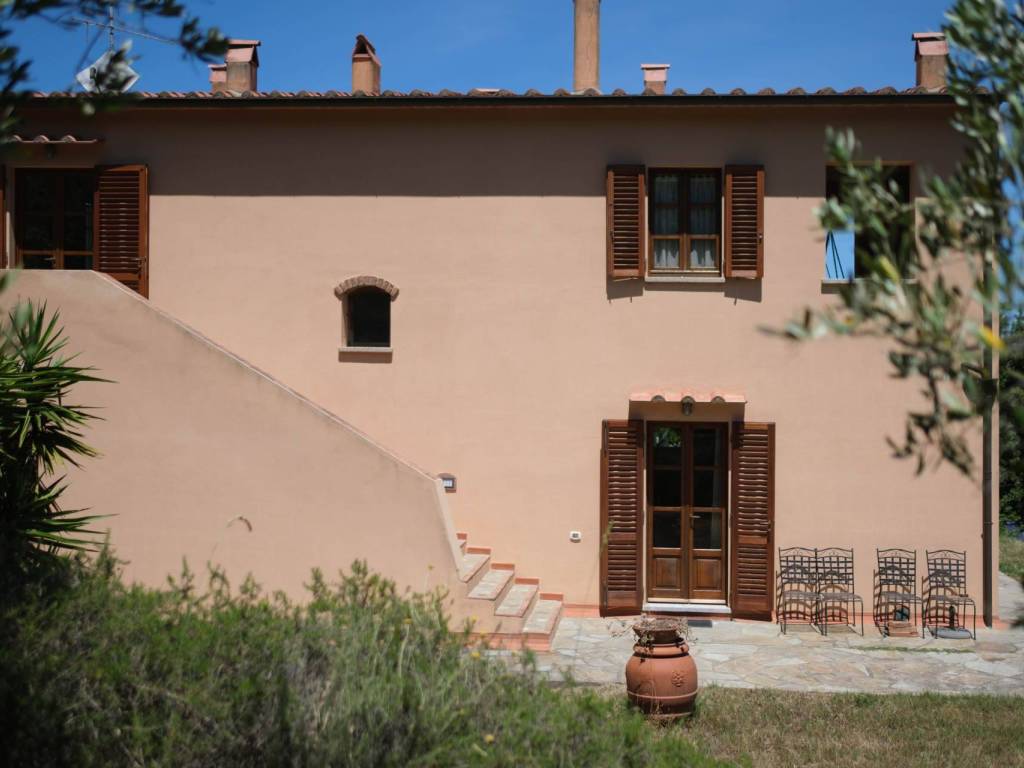 casa indipendente in vendita a Rio in zona Rio Marina
