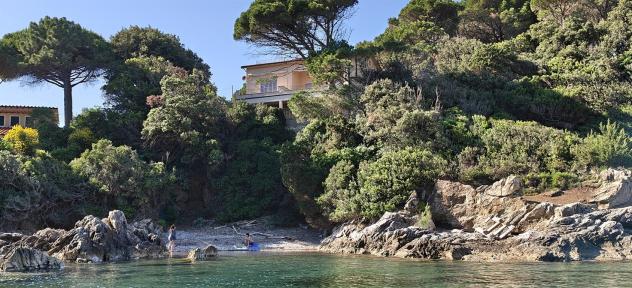 appartamento in vendita a Rio in zona Cavo