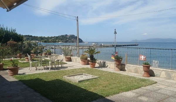 appartamento in vendita a Rio in zona Cavo