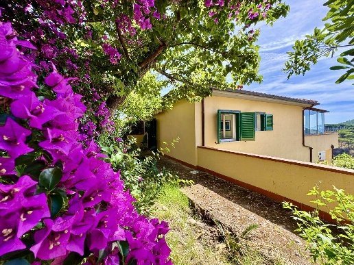 appartamento in vendita a Rio in zona Rio nell'Elba