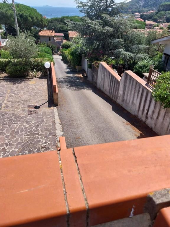 appartamento in vendita a Rio in zona Cavo