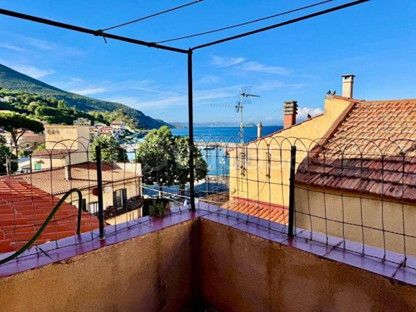 appartamento in vendita a Rio in zona Rio Marina