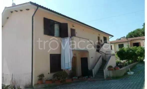 appartamento in vendita a Rio in zona Rio nell'Elba