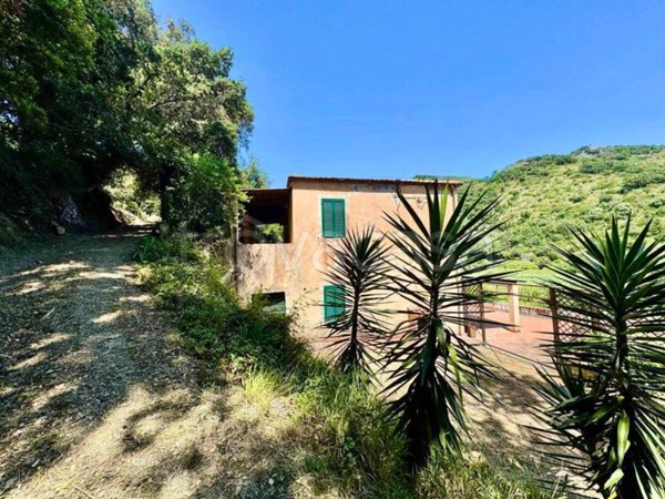 casa indipendente in vendita a Rio