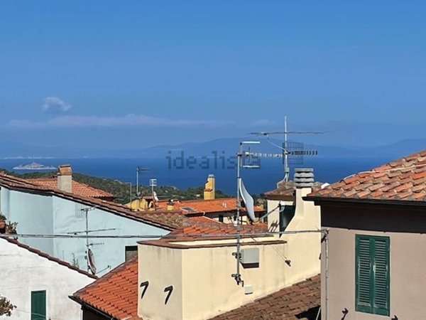 appartamento in vendita a Rio in zona Rio nell'Elba