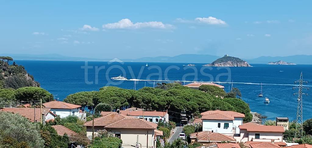 appartamento in vendita a Rio in zona Cavo