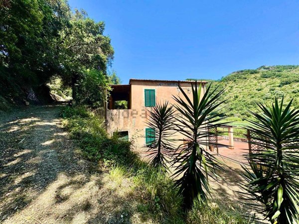 casa indipendente in vendita a Rio