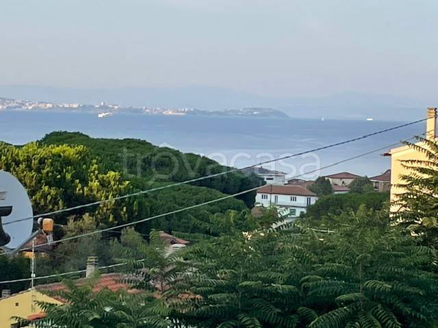 casa indipendente in vendita a Rio in zona Cavo