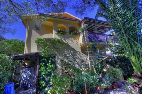 casa indipendente in vendita a Rio in zona Rio Marina