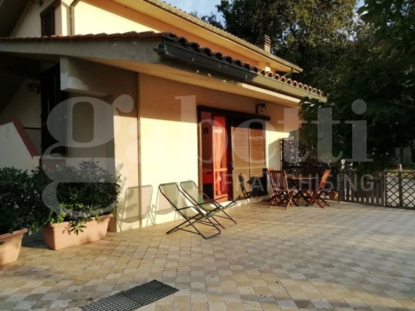 casa indipendente in vendita a Rio