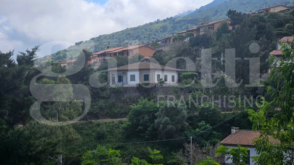 casa indipendente in vendita a Rio in zona Rio nell'Elba