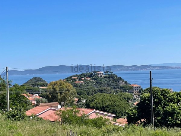 appartamento in vendita a Rio in zona Cavo