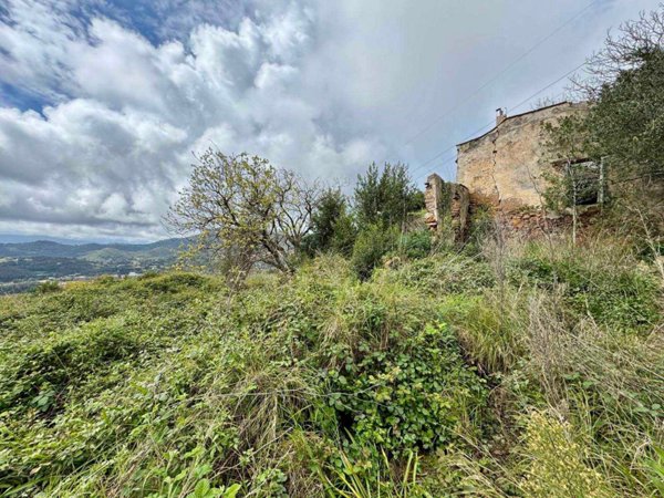 casa indipendente in vendita a Rio in zona Rio nell'Elba