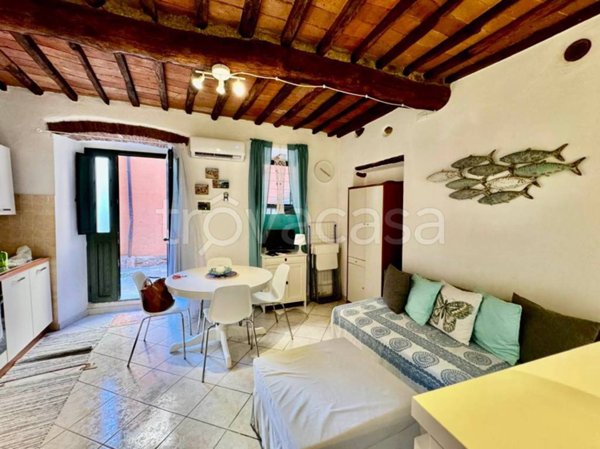 appartamento in vendita a Rio in zona Rio Marina