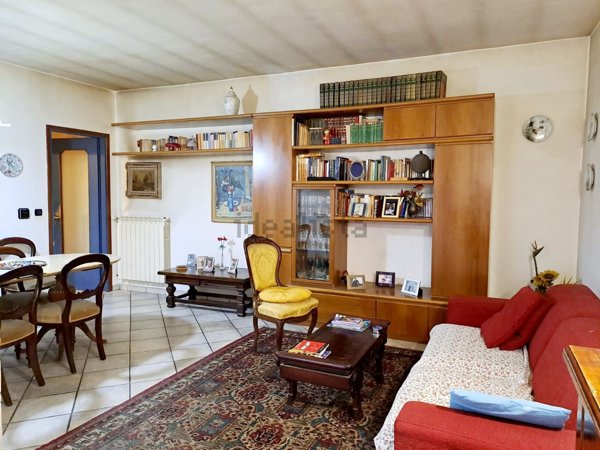 appartamento in vendita a Fara Novarese
