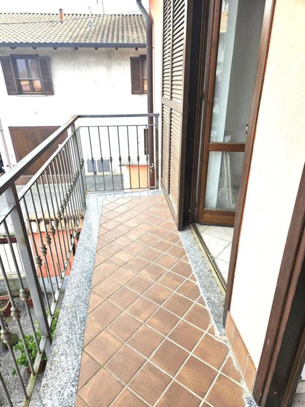 appartamento in vendita a Fontaneto d'Agogna in zona Sant'Antonio