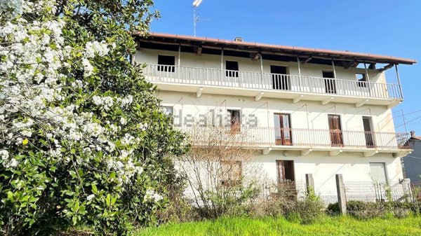 casale in vendita a Fontaneto d'Agogna