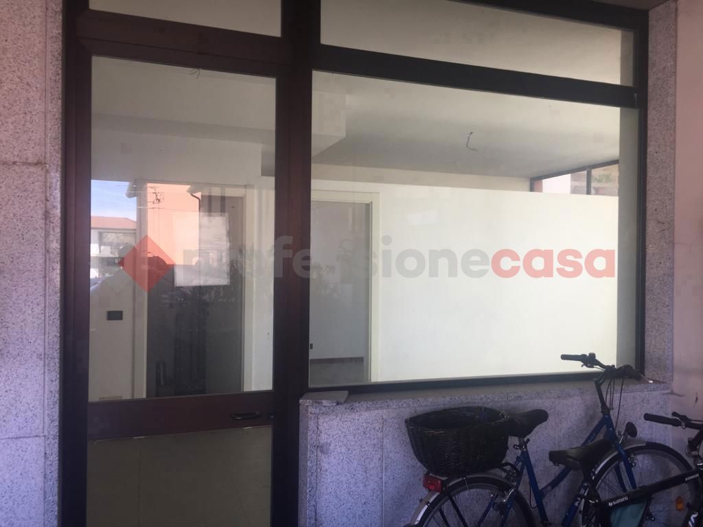 ufficio in vendita a Fontaneto d'Agogna