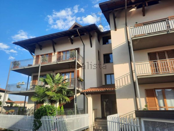 appartamento in vendita a Fontaneto d'Agogna
