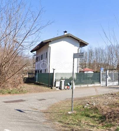 casa indipendente in vendita a Fontaneto d'Agogna