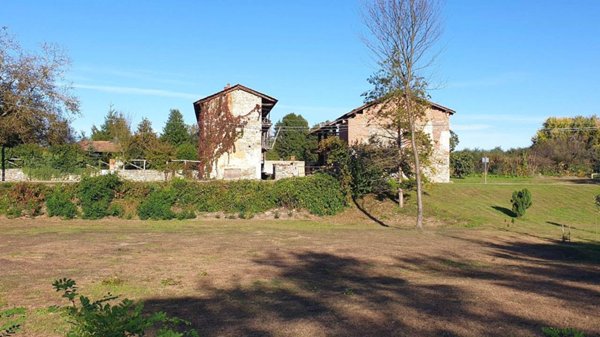 appartamento in vendita a Fontaneto d'Agogna