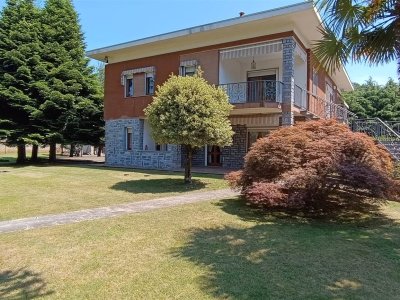 casa indipendente in vendita a Fontaneto d'Agogna