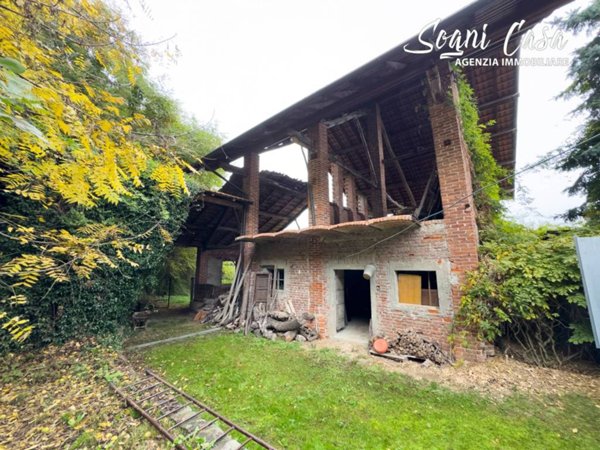 casa indipendente in vendita a Fontaneto d'Agogna in zona Balchi