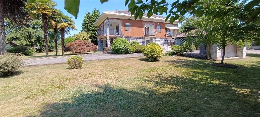 casa indipendente in vendita a Fontaneto d'Agogna