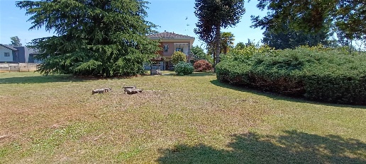 casa indipendente in vendita a Fontaneto d'Agogna