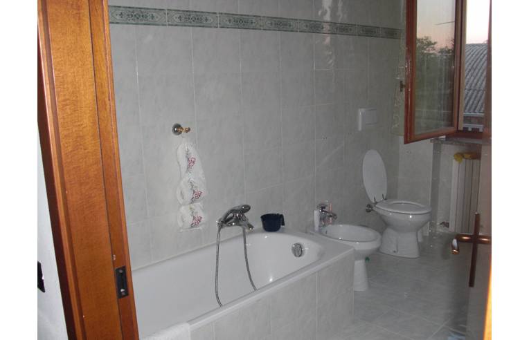 casa indipendente in vendita a Fontaneto d'Agogna in zona Baraggia