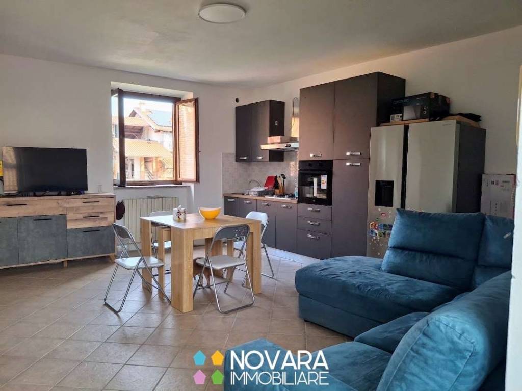 appartamento in vendita a Fontaneto d'Agogna in zona Sant'Antonio