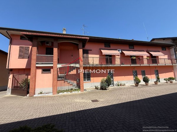 appartamento in vendita a Fontaneto d'Agogna