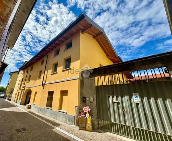 appartamento in vendita a Galliate