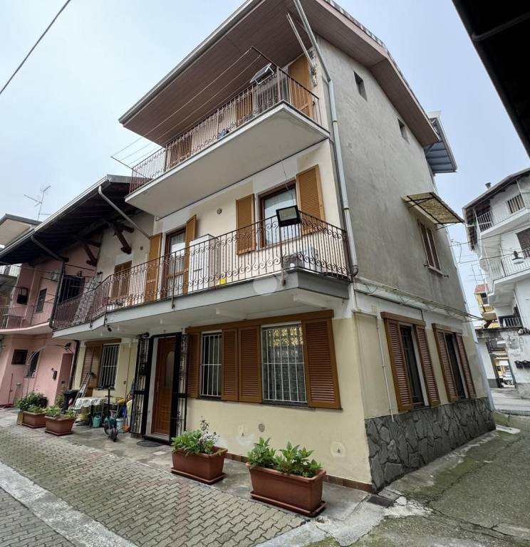 appartamento in vendita a Galliate