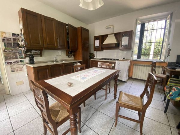 casa indipendente in vendita a Galliate