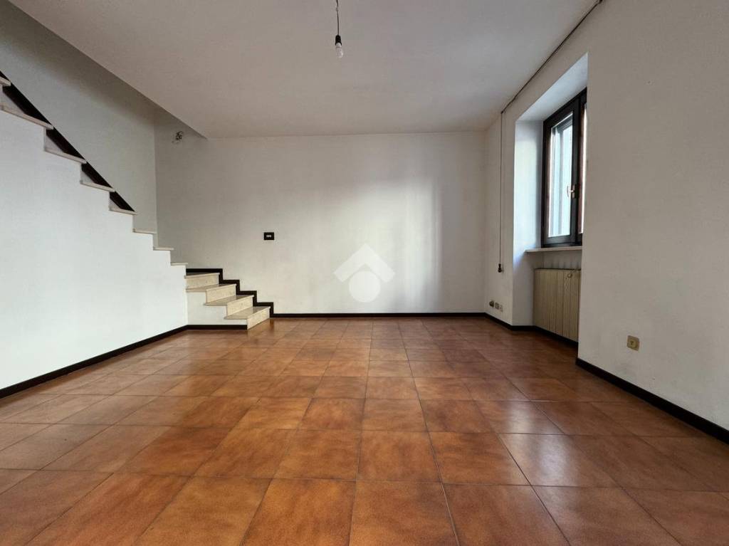 casa indipendente in vendita a Galliate